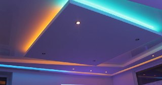 Натяжной потолок с подсветкой Гай, цена от 2126 руб.